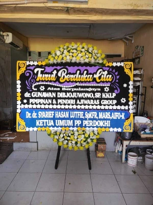 Papan Bunga di Pulo Gadung
